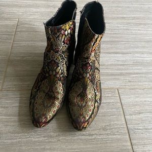 Unisa anthropolgie boots